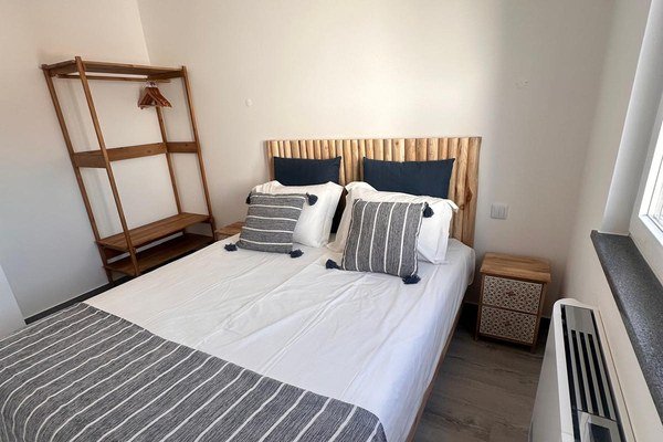 Mezzanine, deux lits simples réunis en king-size